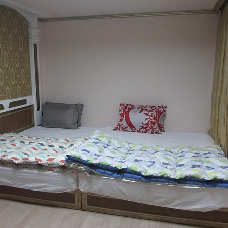 Moiri Guesthouse Yeosu Exterior photo